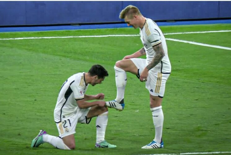 Madrid Breezes Past Granada to La Liga Summit