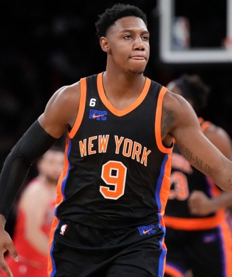 Raptors send RJ Barrett to the Knicks in exchange for OG Anunoby.