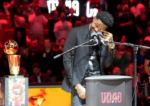 Heat retire the No. 40 jersey worn by Udonis Haslem.