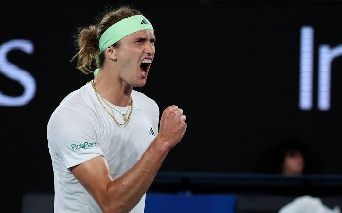 Australia Open: Alexander Zverev Battles Past Alcaraz For a Semi Final Meeting With Medvedev