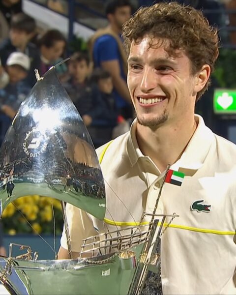 Humbert Beats Bublik to clinch Dubai crown