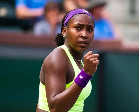 Gauff defeats Bronzetti, to play Mertens at the round of 16