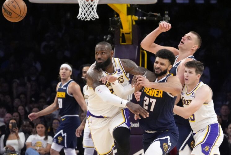 Jamal Murray wins game 2 against the Lakers, sending the Nuggets to the second round.