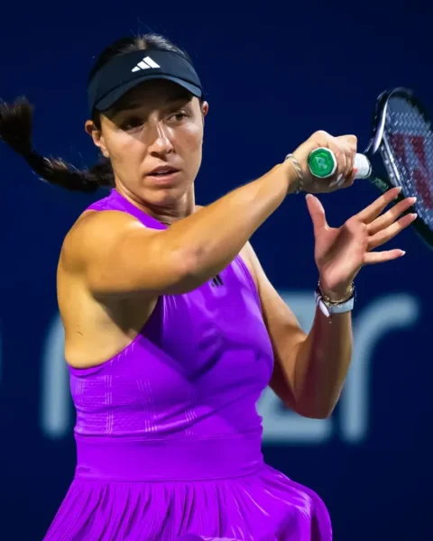 Pegula begins title defence with win in Toronto as Osaka ease past Ons Jabeur