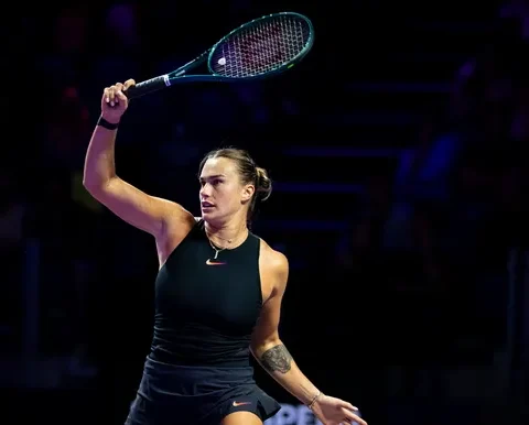 WTA Finals: Sabalenka defeats Zheng, get first win for purple group