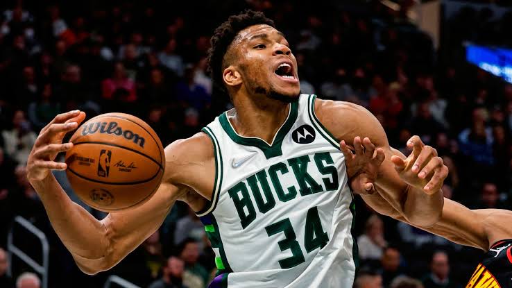 Giannis Antetokounmpo Wins Emirates NBA Cup MVP