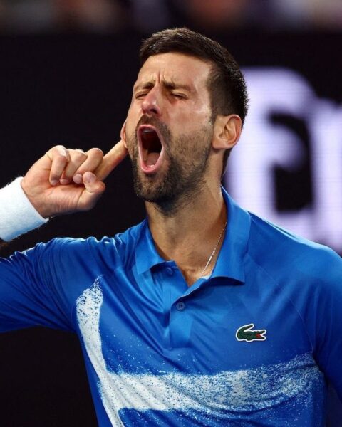 Djokovic overcomes Faria to reach third round