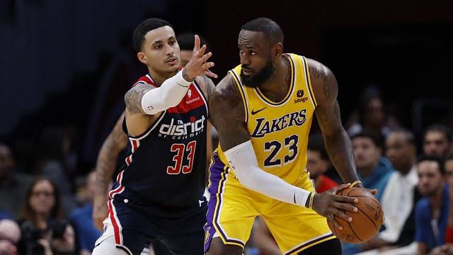 James, Davis Lead Lakers to Dominant 111-88 Victory Over Wizards