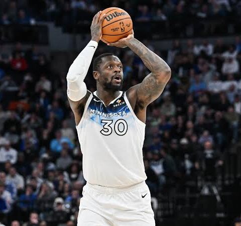 Julius Randle Out for 2 weeks with Right Adductor Strain
