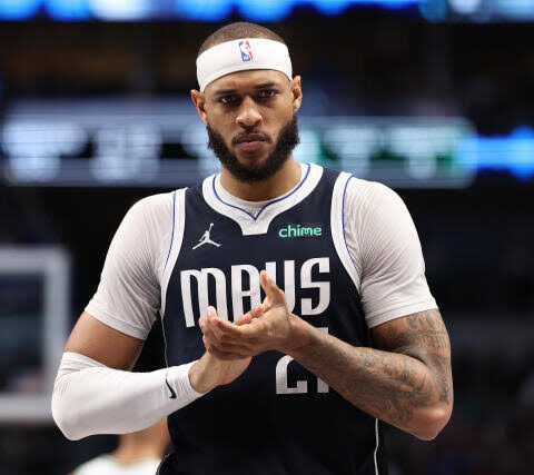 Gafford Sidelined: Mavericks Center Suffers Knee Injury
