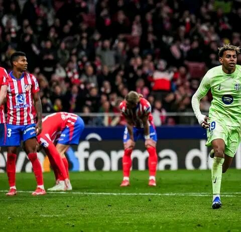 Barca wins it late to top La Liga, as Atletico surrenders two-goal lead