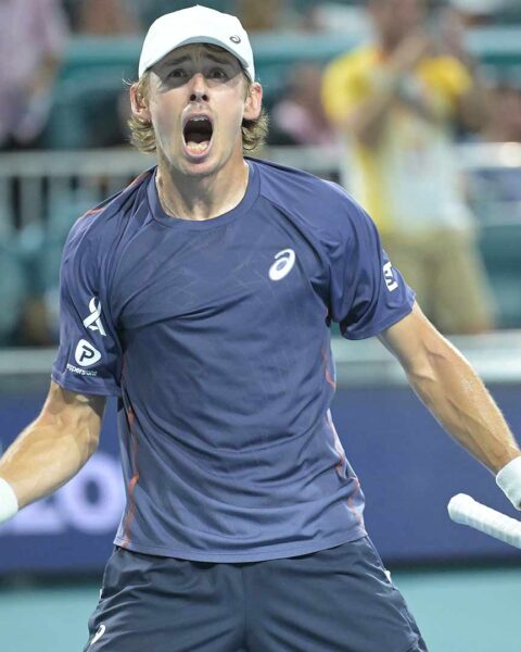 Miami Open: De Minaur to meet Berrettini after fighting off Fonseca