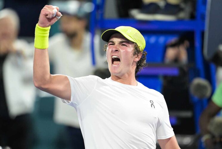 Fonseca beats Tien in a thriller to progress on debut at Miami Open