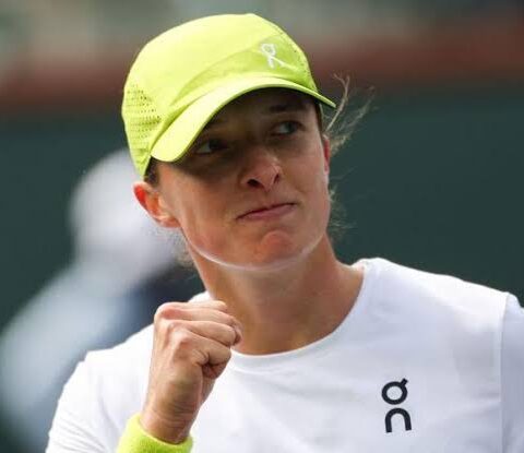 Swiatek, Andreeva, Raducanu move into third round at Miami Open
