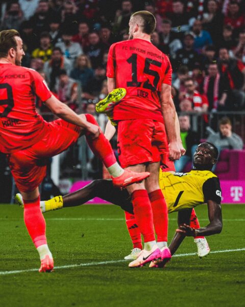 Bayern and Dortmund settles for draw in Der Klassiker