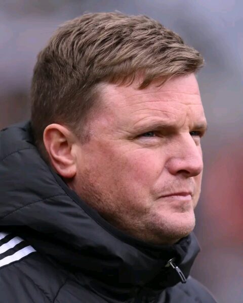 Newcastle United Manager Eddie Howe Battling Pneumonia