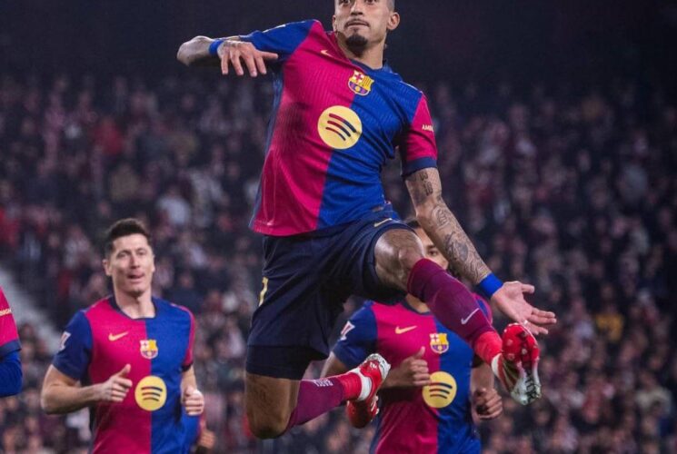 Barca claims crucial win, despite Iglesias hat-trick