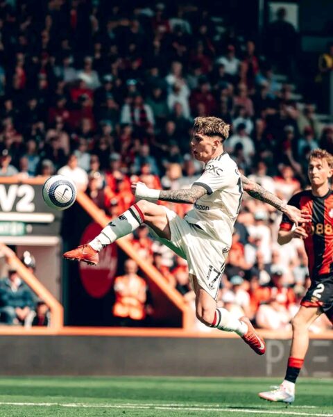 Hojlund’s strike Salvages Point for United Against Ten-Man Bournemouth