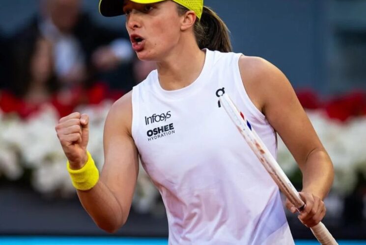 Swiatek beats Keys to reach semifinals in Madrid