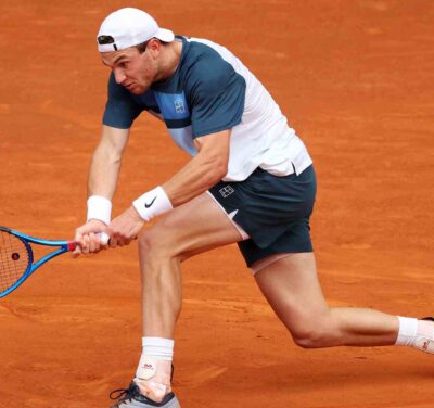 MADRID, SPAIN – APRIL 30:  Jack Draper of Great Britain plays a backhand during his Men’s Singles Round of 16 match against Tommy Paul of the United States on Day Nine of the Mutua Madrid Open at La Caja Magica on April 30, 2025 in Madrid, Spain. (Photo by Clive Brunskill/Getty Images)