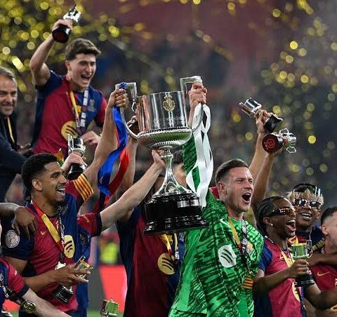 Barca steals it late to win Copa del Rey