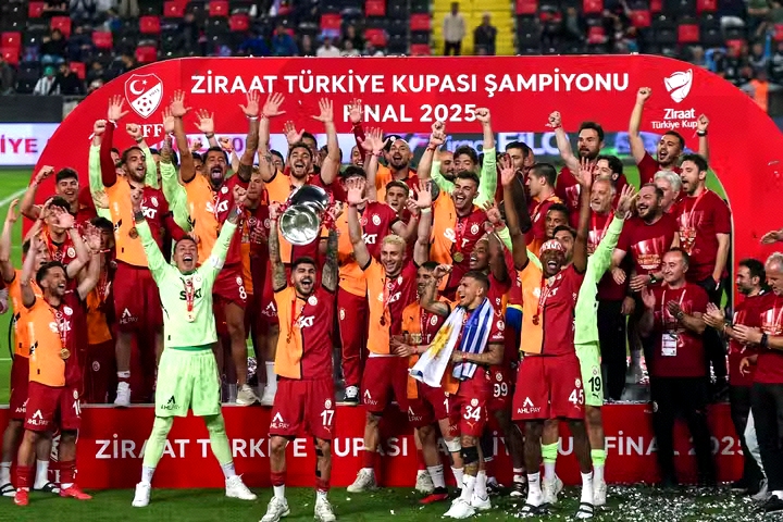 Galatasaray lifts Turkish Super Lig, as Osimhen shines