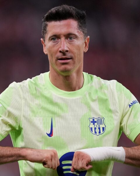 Barca sign off in style, as Lewandowski reaches 100-goal mark