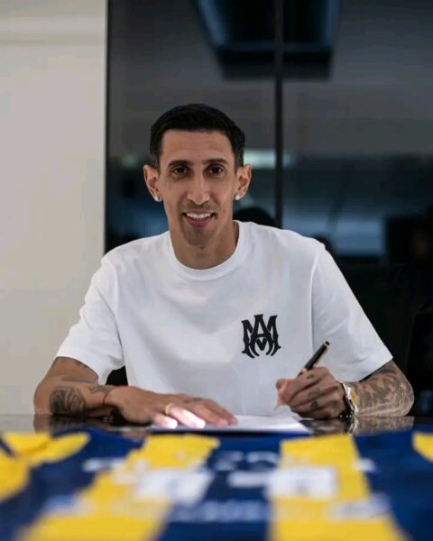 Di Maria returns to boyhood club Rosario Central