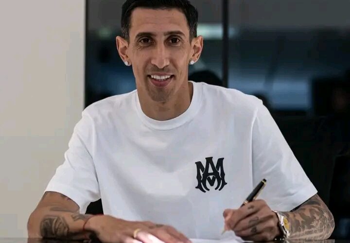 Di Maria returns to boyhood club Rosario Central