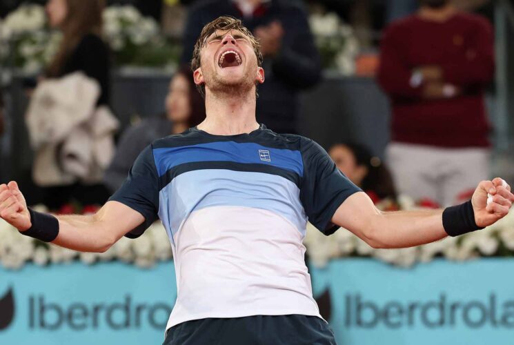 Draper defeats Musetti to reach Madrid final