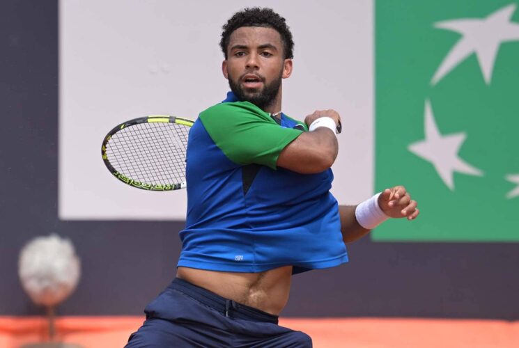 Fils beats Tsitsipas, Medvedev advance in Rome