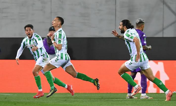 UECL: Antony shines as Betis triumph over Fiorentina to reach final
