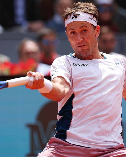Ruud fights past Medvedev to become Madrid Open semifinalist