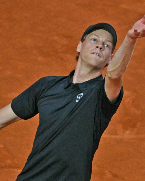 Sinner thrashes Ruud in just over an hour to enter semi finals in Rome