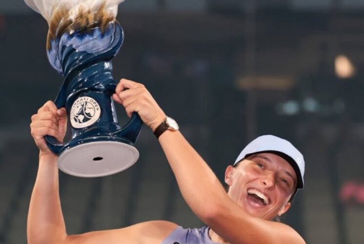 Iga Swiatek Creates History With First Cincinnati Open Triumph