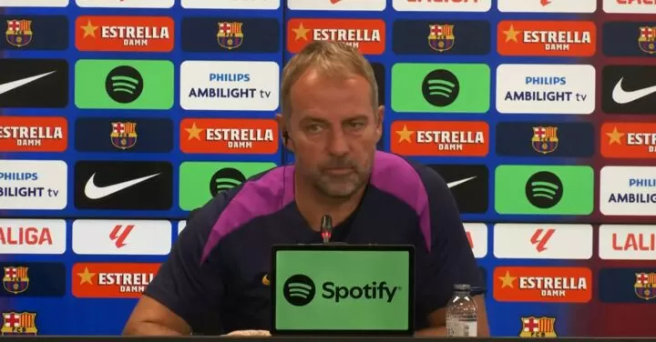 Barcelona’s coach expresses displeasure over registration woes